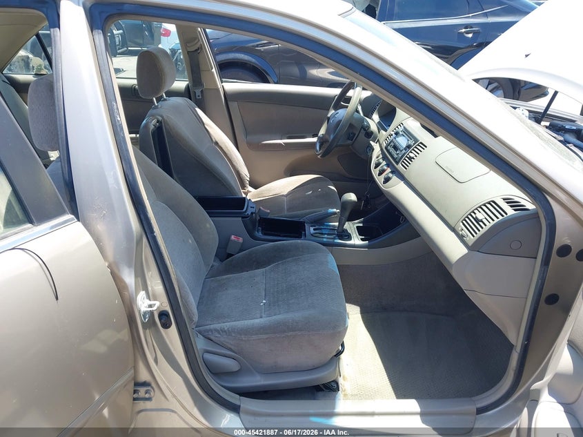 2003 Toyota Camry VIN JTDBE32K330175745 IAAI salvage auction — NORMAL WEAR, Clear - Dealer Only (California), sold $350 on 2026-07-09 (photo 5)