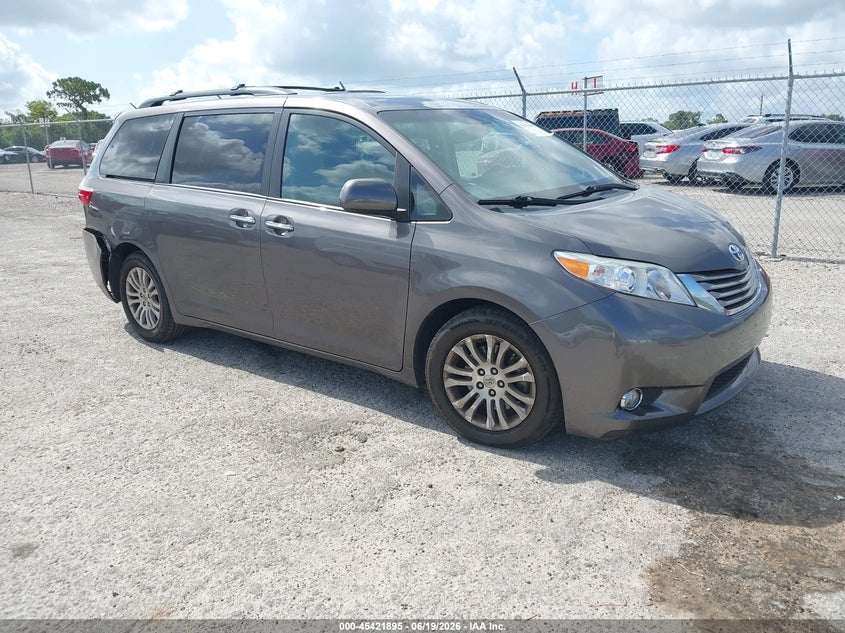 2016 Toyota Sienna VIN 5TDYK3DC6GS718775 IAAI salvage auction — REAR END, Rebuildable (Florida), sold $3,850 on 2026-07-23 (photo 1)