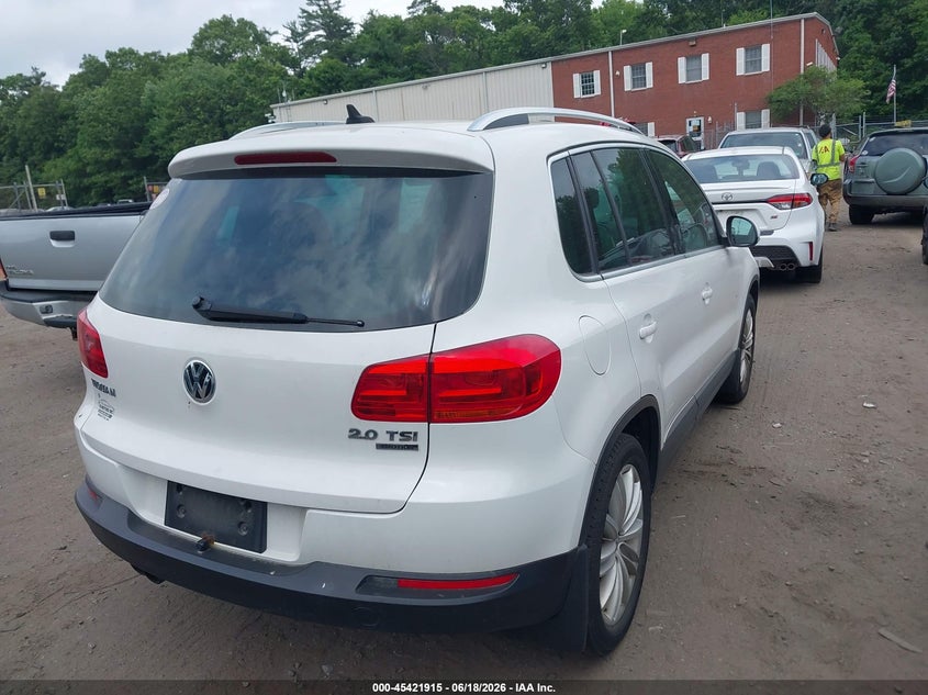 2013 Volkswagen Tiguan VIN WVGBV3AX3DW057170 IAAI salvage auction — NORMAL WEAR, Clear (Massachusetts), sold $400 on 2026-07-14 (photo 4)