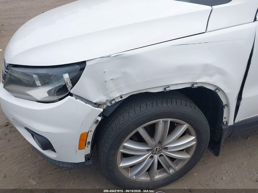 2013 Volkswagen Tiguan VIN WVGBV3AX3DW057170 IAAI salvage auction — NORMAL WEAR, Clear (Massachusetts), sold $400 on 2026-07-14 (photo 6)