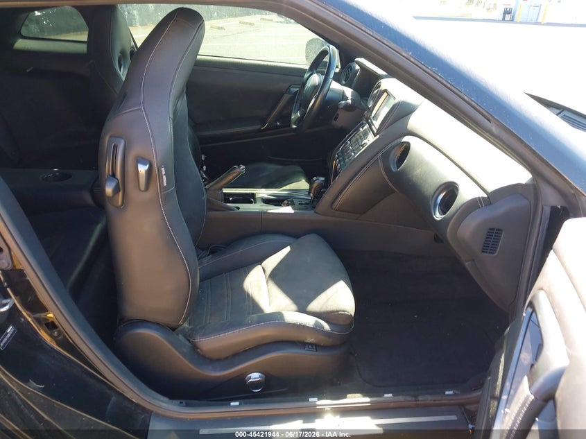 2016 Nissan Gt-r VIN JN1AR5EF6GM290562 IAAI salvage auction — ROOF, Salvage (Nevada), sold $18,100 on 2026-07-23 (photo 5)