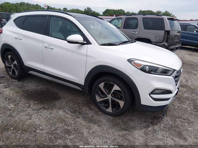 2018 Hyundai Tucson VIN KM8J3CA2XJU725687 IAAI salvage auction — NORMAL WEAR, Clear (Delaware), sold $2,850 on 2026-07-27 (photo 1)