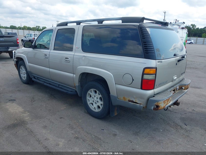 2005 Chevrolet Suburban 1500 VIN 3GNFK16Z35G252402 IAAI salvage auction — NORMAL WEAR, Clear (Minnesota), sold $425 on 2026-07-07 (photo 3)
