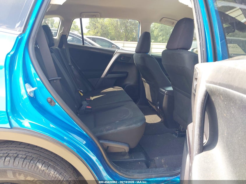 2017 Toyota Rav 4 VIN JTMZFREV2HD098841 IAAI salvage auction — RIGHT SIDE, Salvage (Texas), sold $7,550 on 2026-07-07 (photo 8)