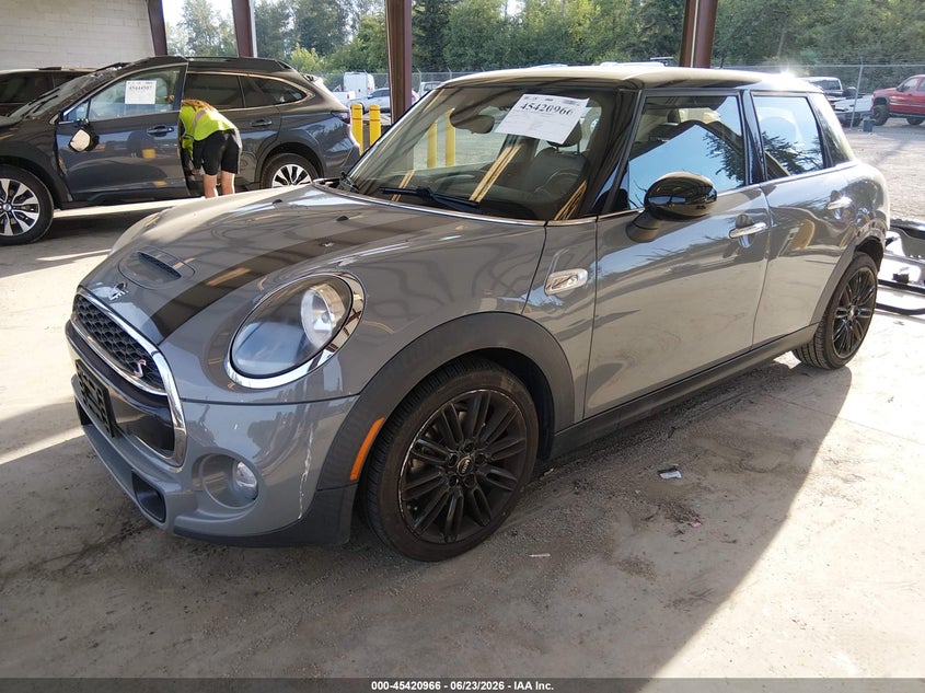 2019 Mini Hard top VIN WMWXU3C5XK2F52186 IAAI salvage auction — REAR END, Bill Of Sale (Washington), sold $4,100 on 2026-07-08 (photo 2)