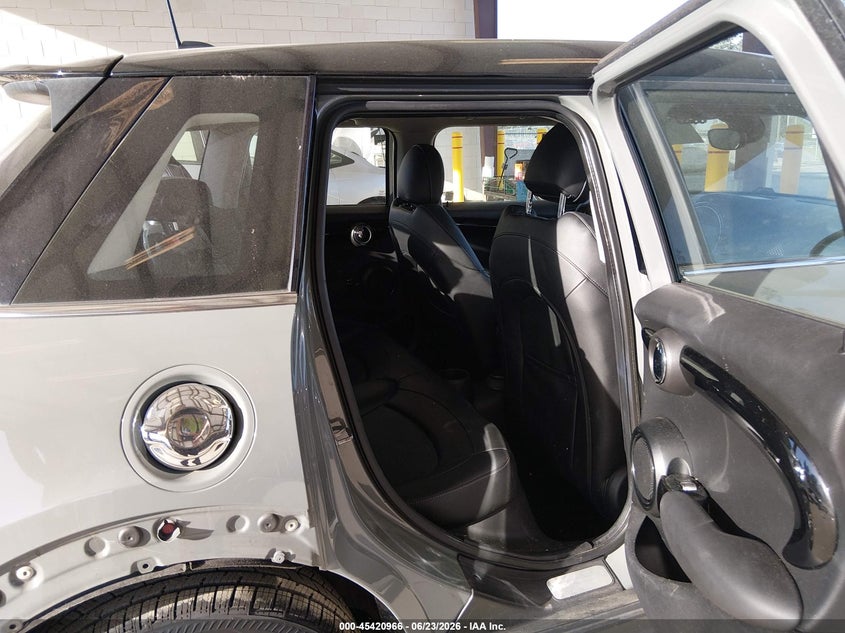 2019 Mini Hard top VIN WMWXU3C5XK2F52186 IAAI salvage auction — REAR END, Bill Of Sale (Washington), sold $4,100 on 2026-07-08 (photo 8)