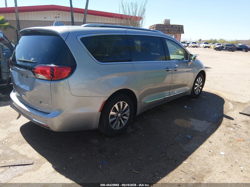 2020 Chrysler Pacifica VIN 2C4RC1N76LR113648 IAAI salvage auction — UNKNOWN, Salvage Title, sold $8,500 on 2026-07-14 (photo 4)