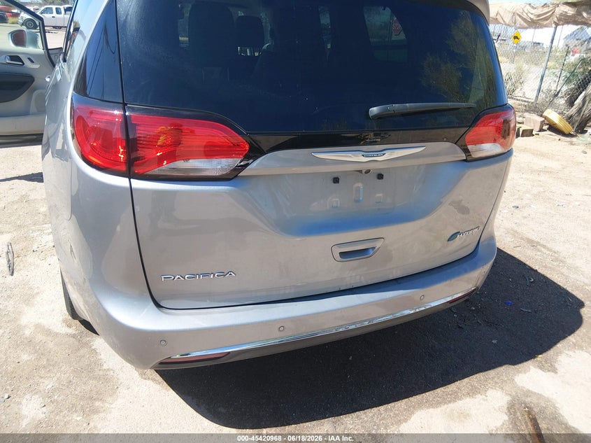 2020 Chrysler Pacifica VIN 2C4RC1N76LR113648 IAAI salvage auction — UNKNOWN, Salvage Title, sold $8,500 on 2026-07-14 (photo 6)