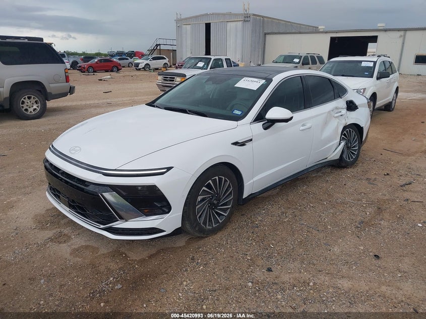2025 Hyundai Sonata VIN KMHL54JJ7SA129214 IAAI salvage auction — SIDE, Salvage (Texas), sold $11,100 on 2026-07-11 (photo 2)