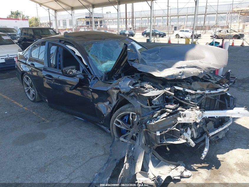 2019 BMW 5er VIN WBAJB9C52KB464485 IAAI salvage auction — FRONT END, Salvage Title, sold $5,850 on 2026-08-01 (photo 1)