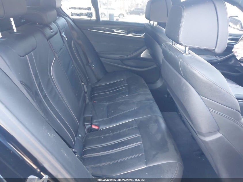 2019 BMW 5er VIN WBAJB9C52KB464485 IAAI salvage auction — FRONT END, Salvage Title, sold $5,850 on 2026-08-01 (photo 8)