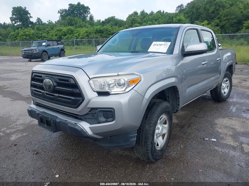 2018 Toyota Tacoma VIN 5TFAX5GN4JX119869 IAAI salvage auction — RIGHT REAR, Salvage (Louisiana), sold $10,250 on 2026-07-14 (photo 2)