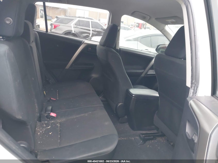 2014 Toyota Rav 4 VIN JTMZFREV8EJ023994 IAAI salvage auction — HAIL, Clear (Oklahoma), sold $4,800 on 2026-07-29 (photo 8)