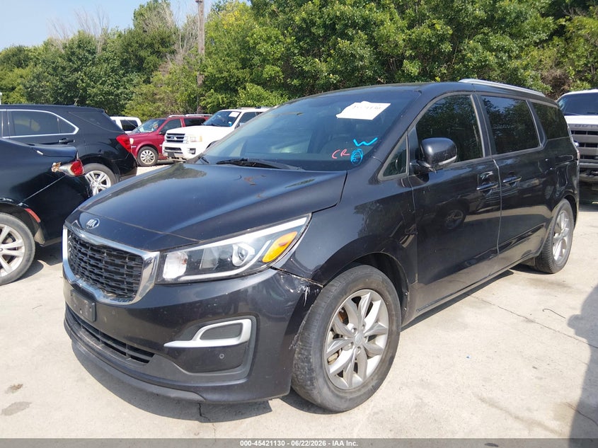 2020 Kia SEDONA VIN KNDMB5C1XL6647598 IAAI salvage auction — NORMAL WEAR, Original (Texas), sold $2,550 on 2026-07-20 (photo 2)