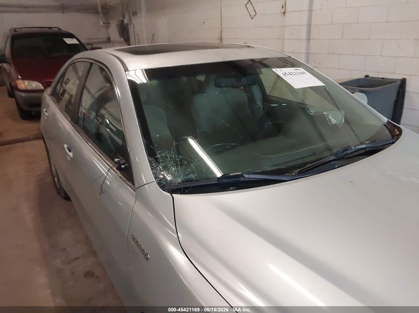 2008 Toyota Camry hybrid VIN JTNBB46K083045772 IAAI salvage auction — NORMAL WEAR, Clear (Minnesota), sold $325 on 2026-07-29 (photo 6)