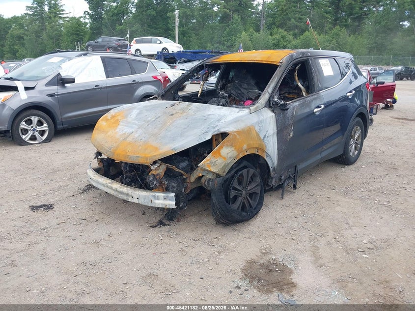 2016 Hyundai Santa fe VIN 5XYZTDLB4GG330117 IAAI salvage auction — ENGINE BURN, Clear (Massachusetts), sold $425 on 2026-07-24 (photo 2)