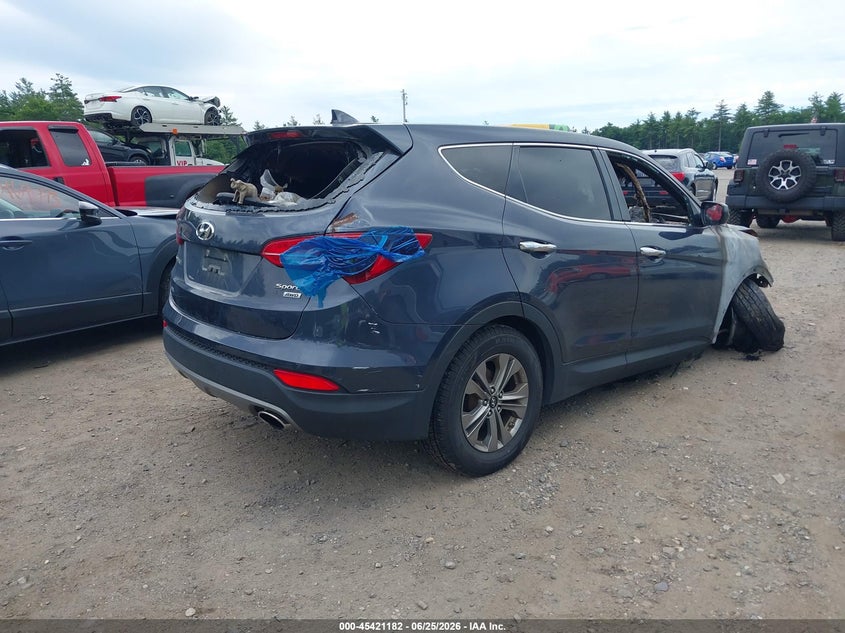 2016 Hyundai Santa fe VIN 5XYZTDLB4GG330117 IAAI salvage auction — ENGINE BURN, Clear (Massachusetts), sold $425 on 2026-07-24 (photo 4)