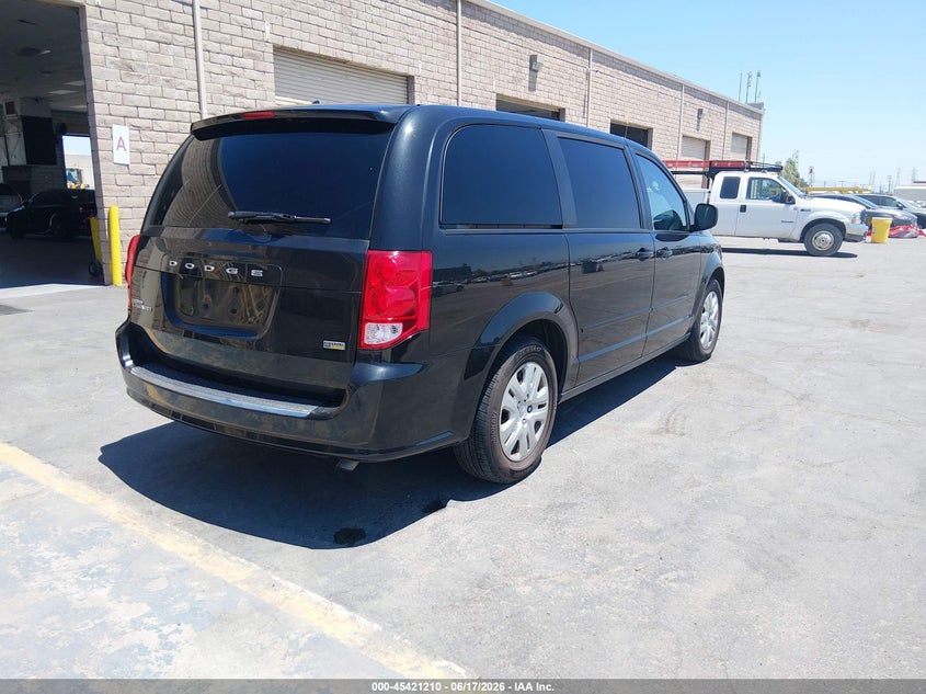 2017 Dodge Grand caravan VIN 2C4RDGBG0HR780551 IAAI salvage auction — NORMAL WEAR, SF97 (California), sold $7,350 on 2026-07-30 (photo 4)