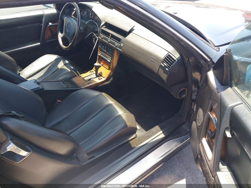 1991 Mercedes-benz 500 VIN WDBFA66E1MF029215 IAAI salvage auction — NORMAL WEAR, Salvage Title - Dealer (California), sold $5,800 on 2026-07-09 (photo 5)