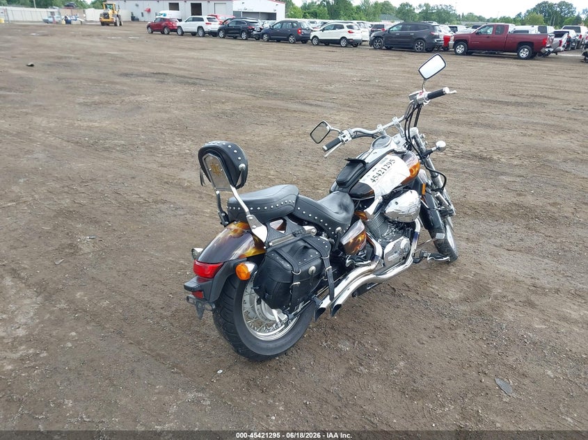 2007 Honda Vt750 VIN JH2RC530X7M001304 IAAI salvage auction — SIDE, Clear (Michigan), sold $150 on 2026-07-28 (photo 4)