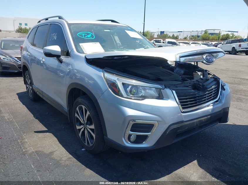 2019 Subaru Forester VIN JF2SKAUC3KH587779 IAAI salvage auction — LEFT FRONT, Salvage Title, sold $2,400 on 2026-07-31 (photo 1)