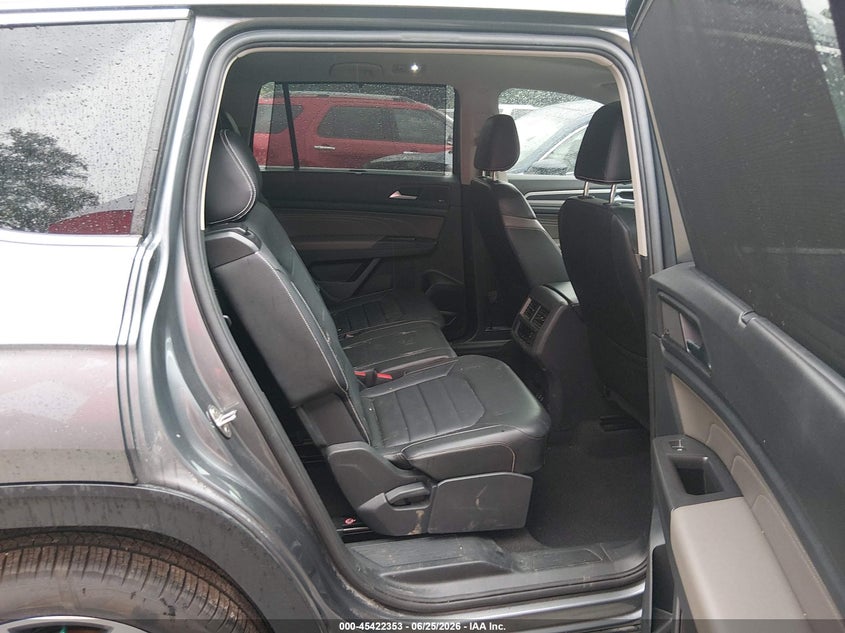 2022 Volkswagen Atlas VIN 1V2FR2CA8NC557498 IAAI salvage auction — FRONT END, Salvage (Kansas), sold $7,000 on 2026-07-29 (photo 8)