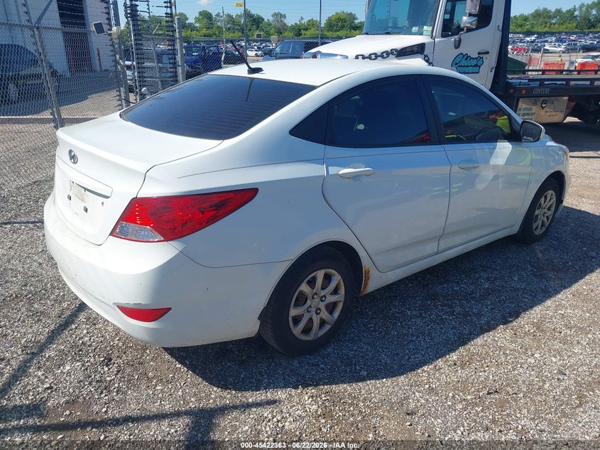 2012 Hyundai Accent VIN KMHCT4AE6CU208320 IAAI salvage auction — NORMAL WEAR, Clear (Illinois), sold $400 on 2026-07-22 (photo 4)