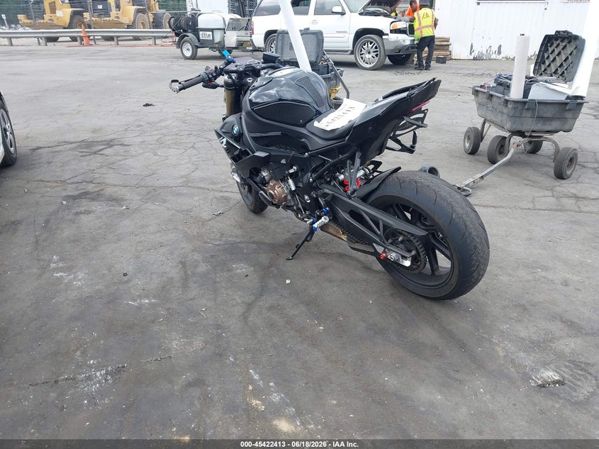 2023 BMW S 1000 VIN WB10E5300P6H03471 IAAI salvage auction — REAR END, Salvage (North Carolina), sold $8,450 on 2026-08-11 (photo 3)