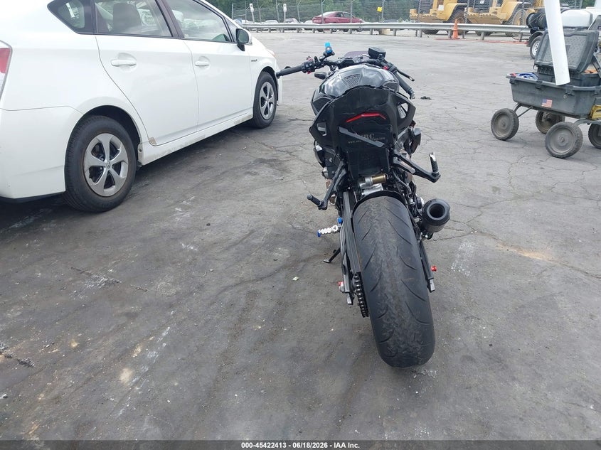 2023 BMW S 1000 VIN WB10E5300P6H03471 IAAI salvage auction — REAR END, Salvage (North Carolina), sold $8,450 on 2026-08-11 (photo 6)