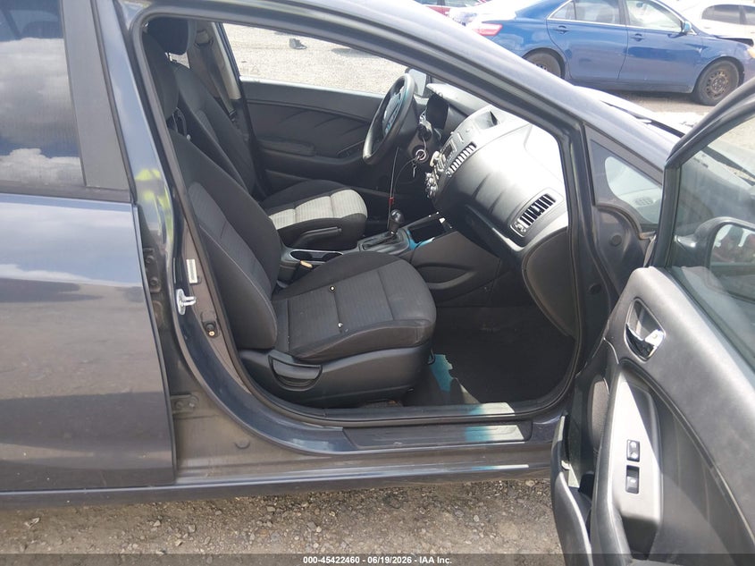 2015 Kia Forte VIN KNAFX4A6XF5274167 IAAI salvage auction — FRONT END, Salvage Title, sold $500 on 2026-07-29 (photo 5)