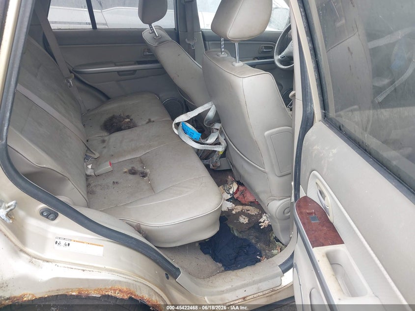 2006 Suzuki Grand vitara VIN JS3TD947564104726 IAAI salvage auction — NORMAL WEAR, Original (Ohio), sold $375 on 2026-07-21 (photo 8)