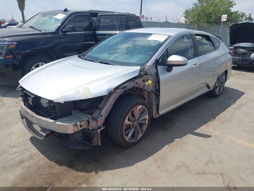 2018 Honda Clarity VIN JHMZC5F11JC015620 IAAI salvage auction — FRONT END, Salvage Title, sold $725 on 2026-07-29 (photo 2)