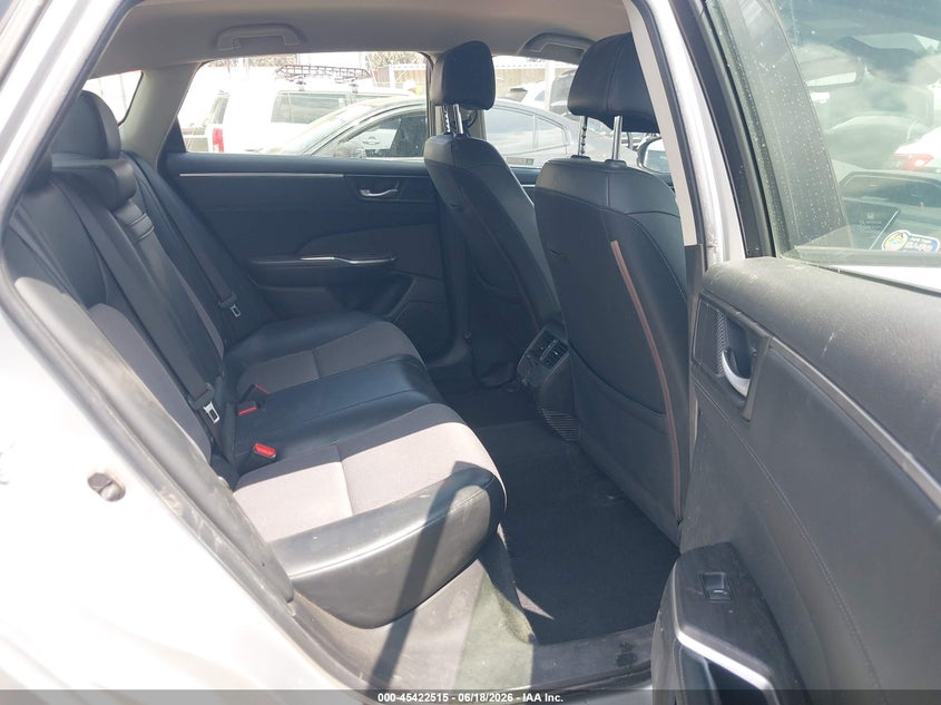 2018 Honda Clarity VIN JHMZC5F11JC015620 IAAI salvage auction — FRONT END, Salvage Title, sold $725 on 2026-07-29 (photo 8)