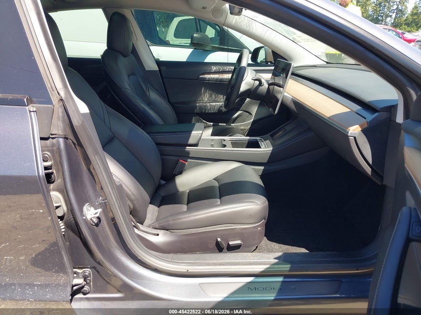 2022 Tesla Model 3 VIN 5YJ3E1EB0NF170883 IAAI salvage auction — LEFT FRONT, Salvage Title, sold $11,950 on 2026-09-06 (photo 5)