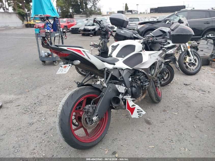 2025 Kawasaki Zx VIN JKBZXJJ17SA023214 IAAI salvage auction — FRONT END, Salvage Title, sold $25 on 2026-07-29 (photo 4)