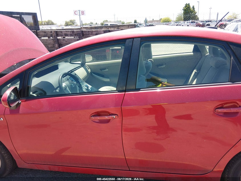 2011 Toyota Prius VIN JTDKN3DU4B0261384 IAAI salvage auction — NORMAL WEAR, Clear (Washington), sold $750 on 2026-07-24 (photo 6)