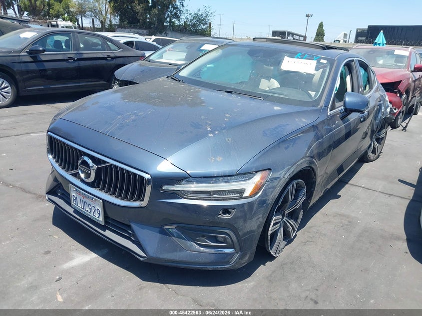 2019 Volvo S60 VIN 7JR102FL1KG003650 IAAI salvage auction — REAR END, Salvage Title, sold $2,975 on 2026-07-22 (photo 2)