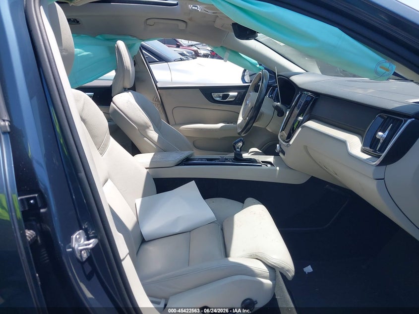 2019 Volvo S60 VIN 7JR102FL1KG003650 IAAI salvage auction — REAR END, Salvage Title, sold $2,975 on 2026-07-22 (photo 5)