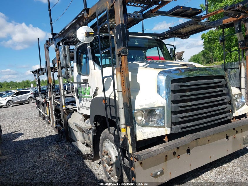 2018 Freightliner 114sd VIN 3ALHG3DV2JDJW4577 — IAAI salvage auction photo