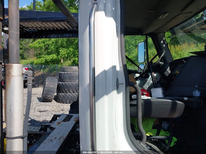 2018 Freightliner 114sd VIN 3ALHG3DV2JDJW4577 IAAI salvage auction — Burn Engine, Mv-907A (New York), sold $11,250 on 2026-08-19 (photo 7)