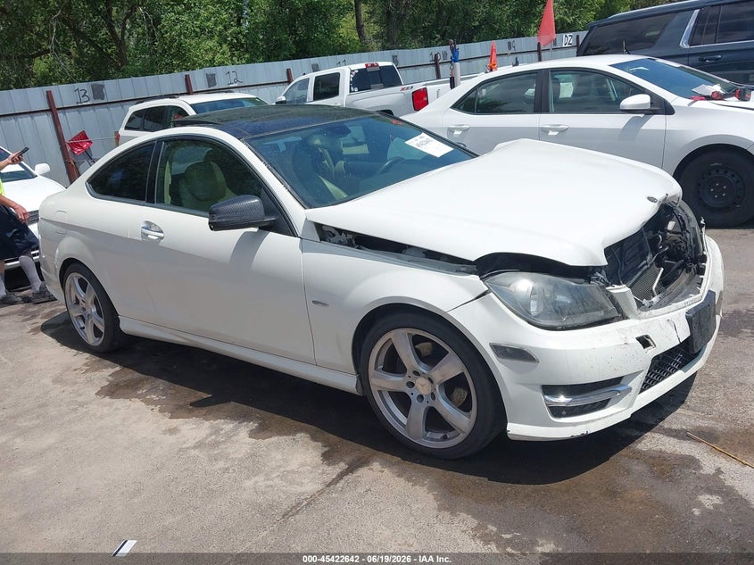 2012 Mercedes-benz C-klasse VIN WDDGJ4HB4CF847832 IAAI salvage auction — FRONT END, Salvage (Utah), sold $850 on 2026-07-23 (photo 1)