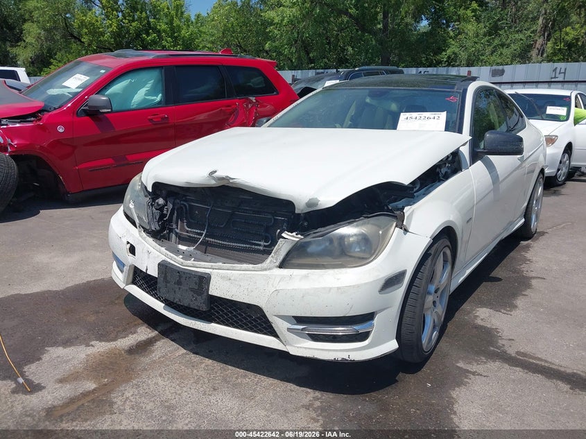 2012 Mercedes-benz C-klasse VIN WDDGJ4HB4CF847832 IAAI salvage auction — FRONT END, Salvage (Utah), sold $850 on 2026-07-23 (photo 6)