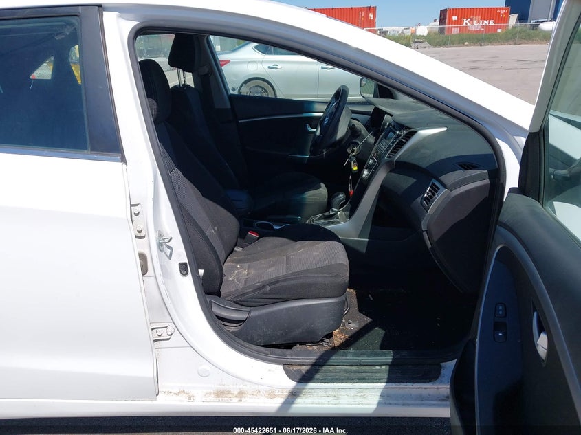 2017 Hyundai Elantra VIN KMHD35LH3HU383732 IAAI salvage auction — FRONT END, Certificate Of Title (Nebraska), sold $2,200 on 2026-08-02 (photo 5)