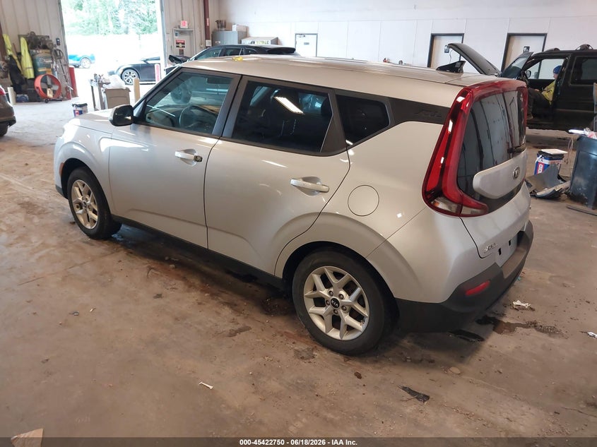 2021 Kia Soul VIN KNDJ23AU0M7740890 IAAI salvage auction — REAR END, Clear (Michigan), sold $3,475 on 2026-07-14 (photo 3)