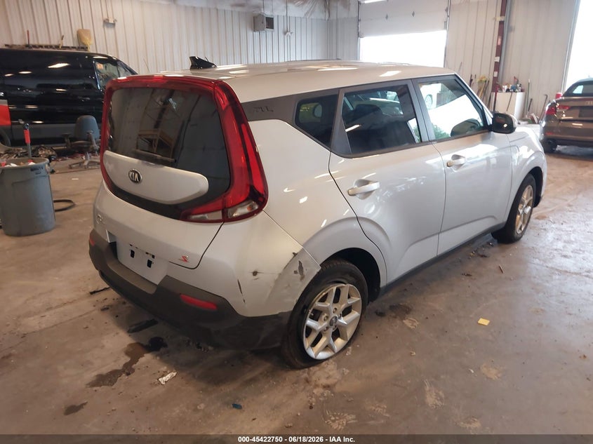 2021 Kia Soul VIN KNDJ23AU0M7740890 IAAI salvage auction — REAR END, Clear (Michigan), sold $3,475 on 2026-07-14 (photo 6)