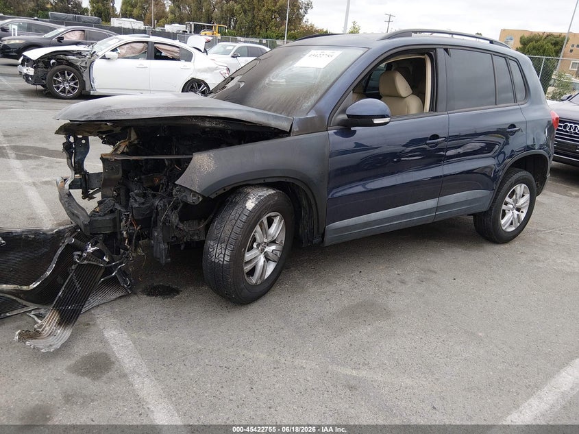 2016 Volkswagen Tiguan VIN WVGAV7AX2GW565038 IAAI salvage auction — ENGINE BURN, Salvage Title, sold $250 on 2026-08-06 (photo 2)