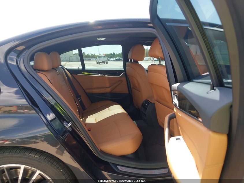 2023 BMW VIN WBA53BH05PCM46549 IAAI salvage auction — UNDERCARRIAGE, Salvage Title, sold $10,400 on 2026-07-30 (photo 8)