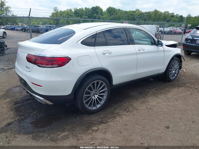 2021 Mercedes-benz Glc VIN W1N0J8EB5MF910440 IAAI salvage auction — FRONT END, Salvage Title, sold $14,800 on 2026-07-26 (photo 4)