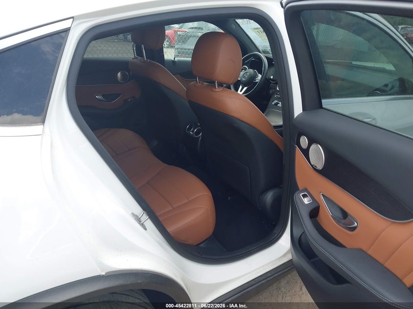 2021 Mercedes-benz Glc VIN W1N0J8EB5MF910440 IAAI salvage auction — FRONT END, Salvage Title, sold $14,800 on 2026-07-26 (photo 8)