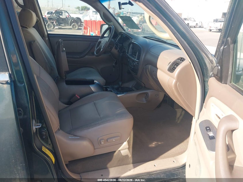 2001 Toyota Sequoia VIN 5TDBT48A41S042822 IAAI salvage auction — NORMAL WEAR, Clear (Utah), sold $375 on 2026-07-17 (photo 5)